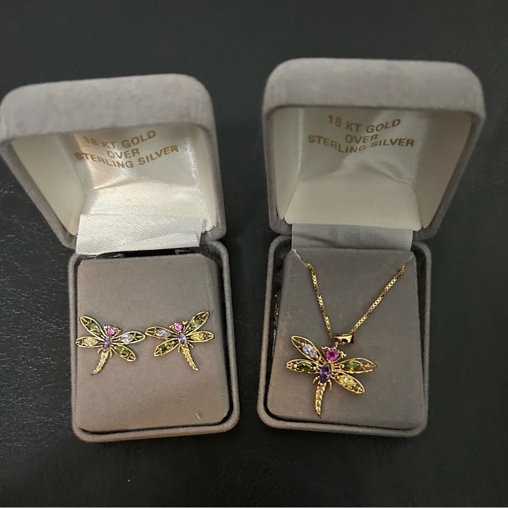 18K Gold over Sterling Siver Dragonfly Jewelry Set. Cubic Zirconia accents.